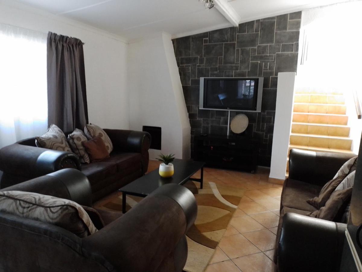 Anna Boeremeisie Guesthouse Benoni Ngoại thất bức ảnh